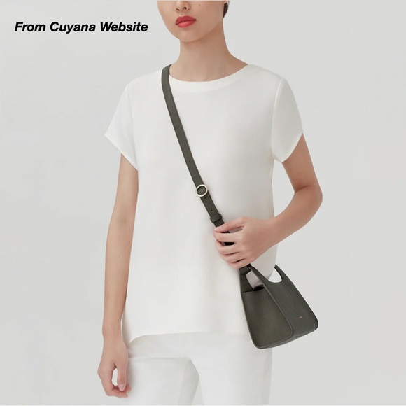 Cuyana Handbags - NWT: CUYANA MINI DOUBLE LOOP BAG IN DARK OLIVE PEBBLED LEATHER (O/S)